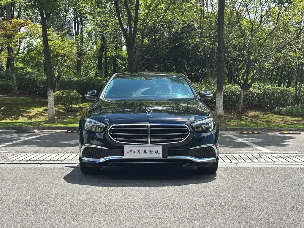 Mercedes-Benz E-Class E 2019 E 200 L Sport 4MATIC
