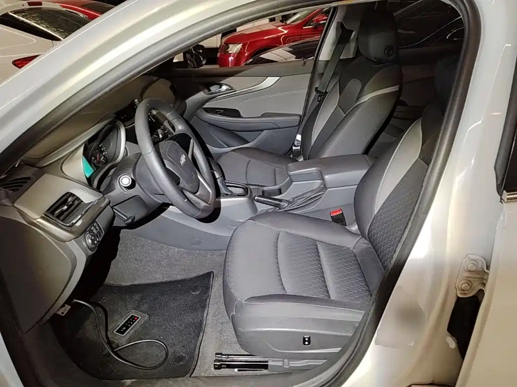 Chevrolet Malibu — миниатюра 15