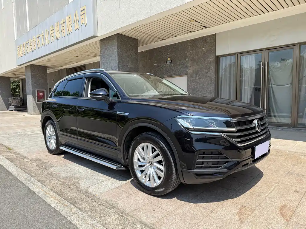 Volkswagen Touareg — миниатюра 3