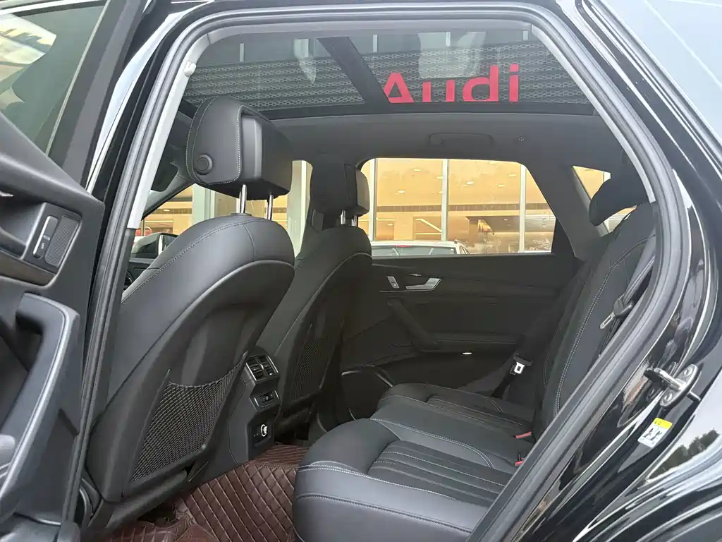 Audi Q5L — миниатюра 10