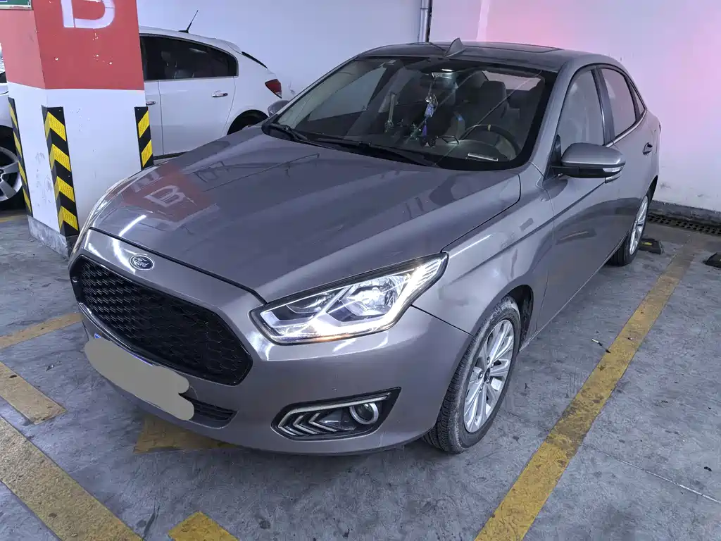Ford Escort 2015