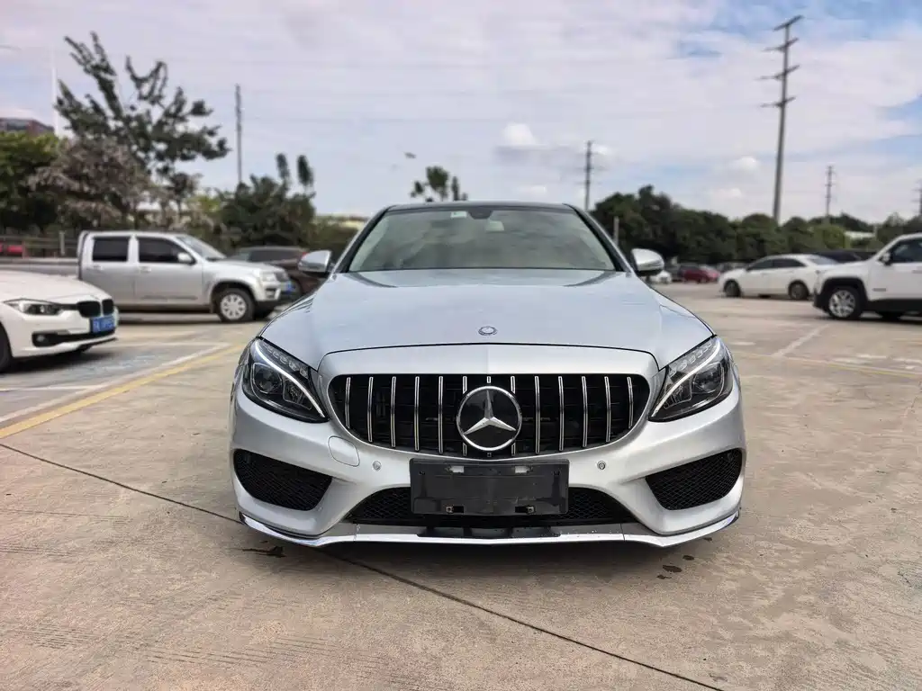Mercedes-Benz C-Class — миниатюра 2