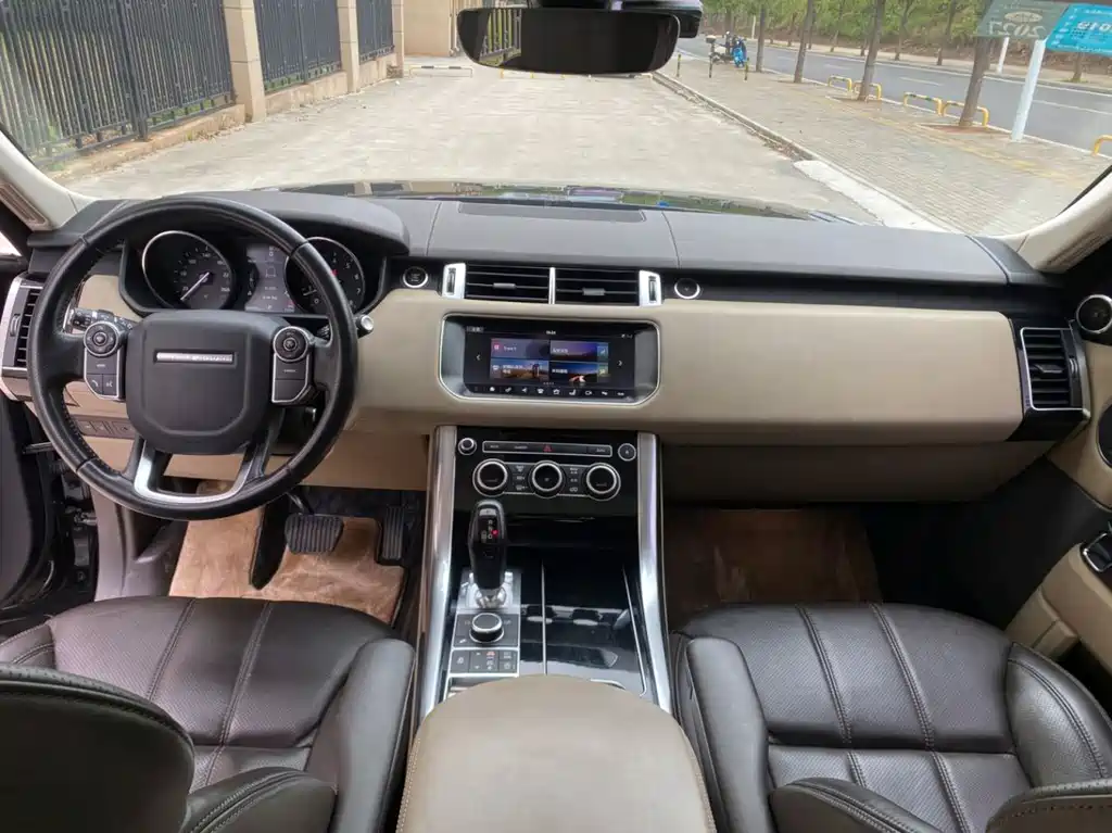 Land Rover Sport — миниатюра 6
