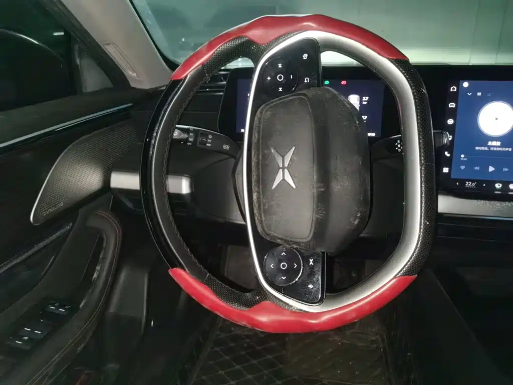 XPeng P7 — миниатюра 3