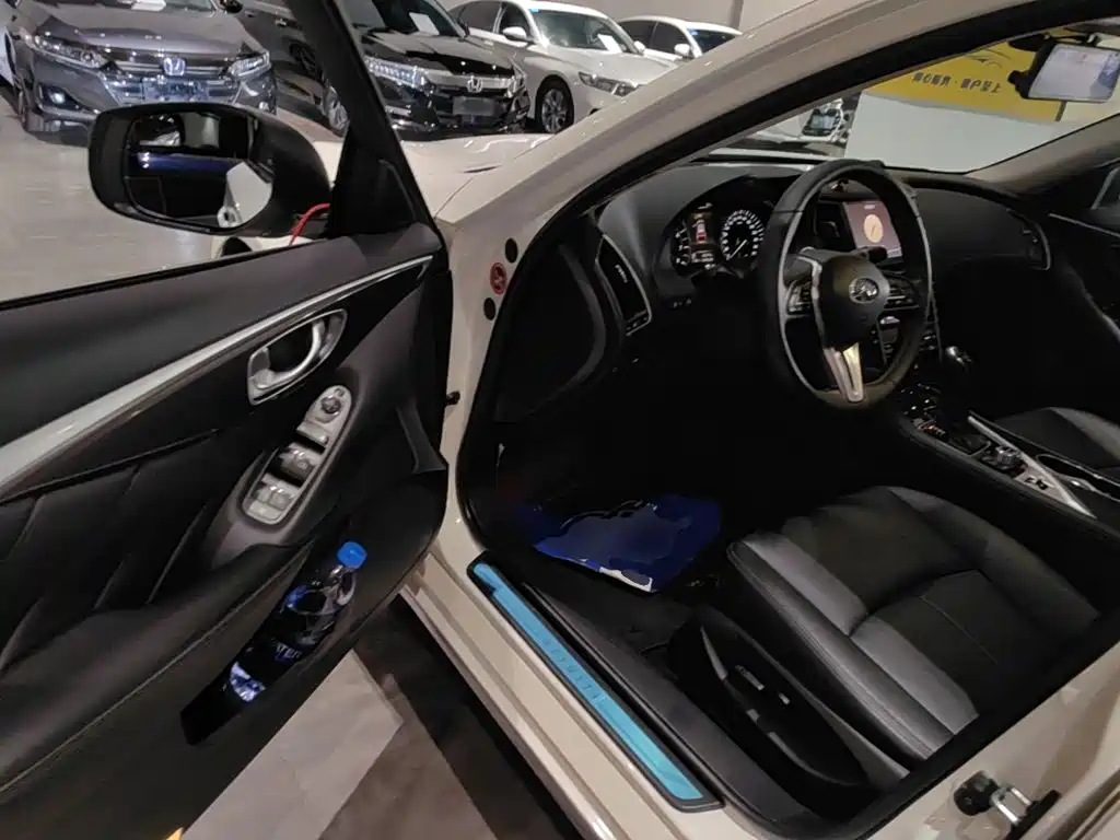 Infiniti Q50L — миниатюра 16