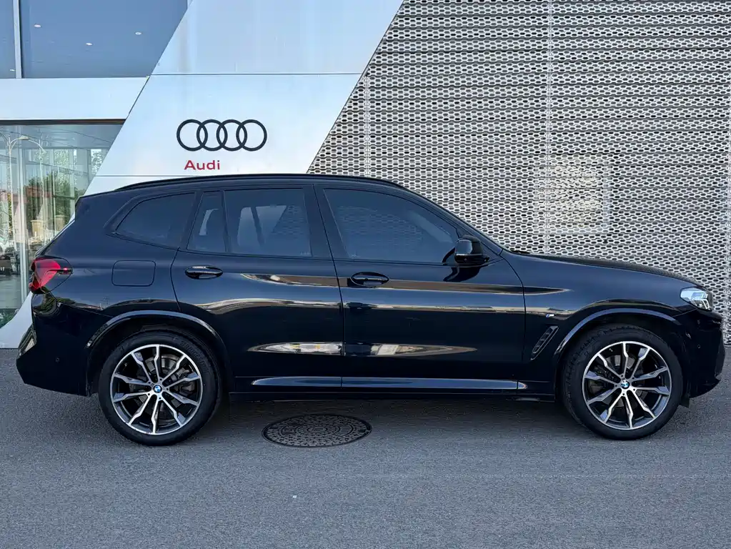 BMW X3 2023 xDrive30i Lead M