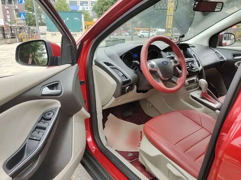 Ford Focus — миниатюра 16