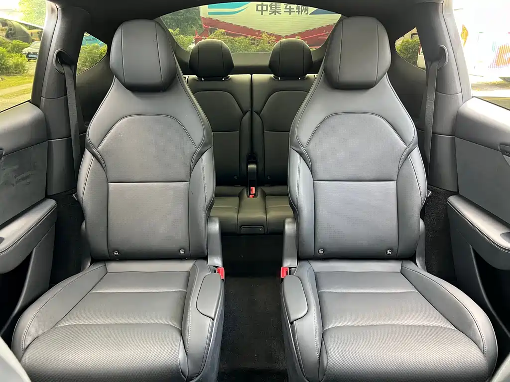 Tesla Model Y L — миниатюра 19