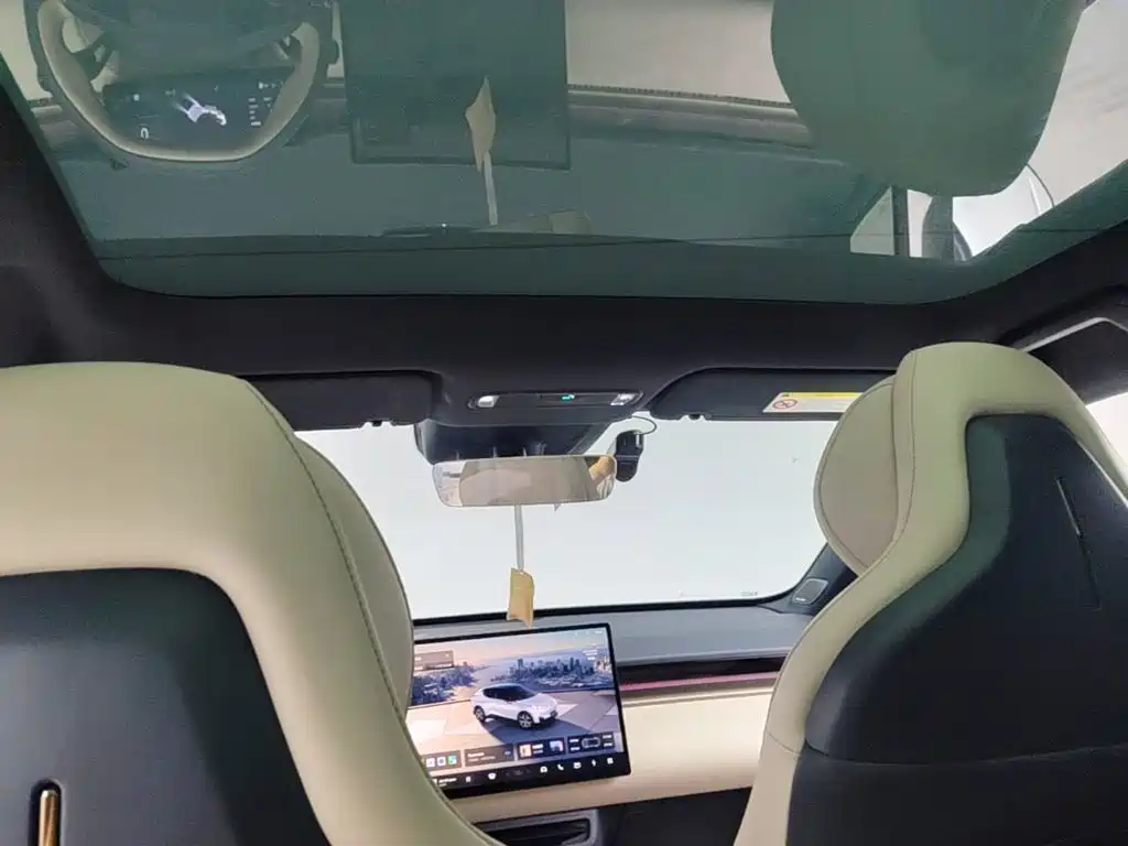 Lynk & Co Z20 — миниатюра 18