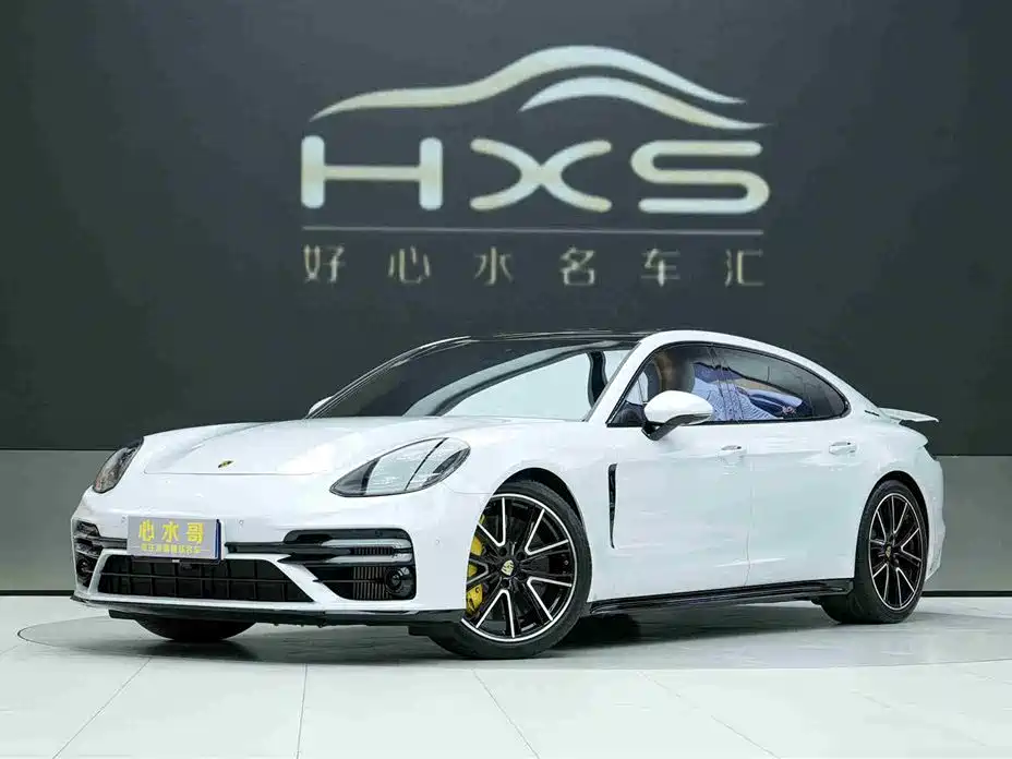 Porsche Panamera 2022