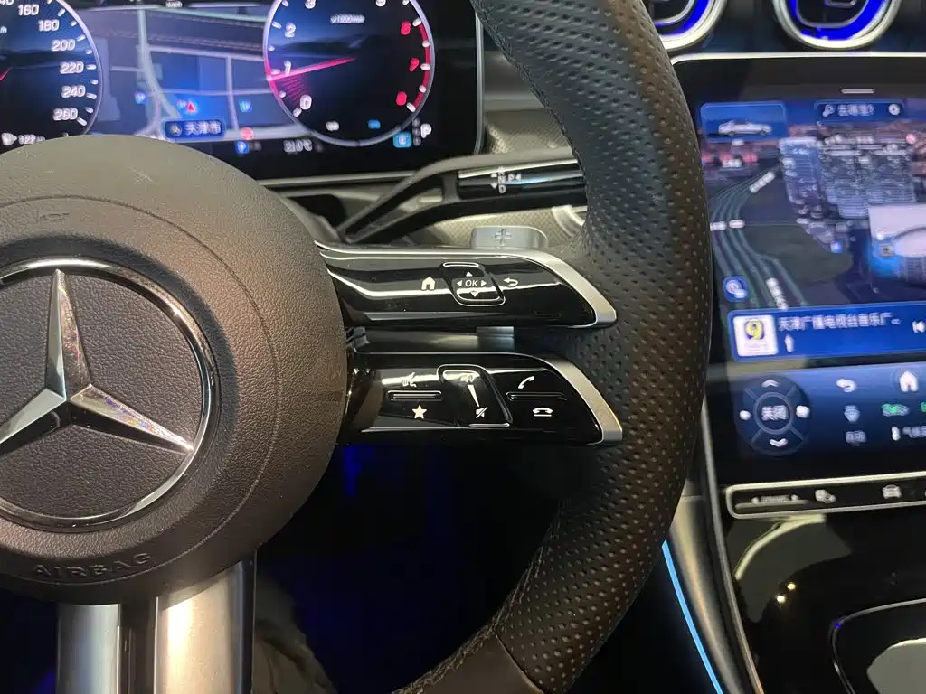 Mercedes-Benz C-Class — миниатюра 22