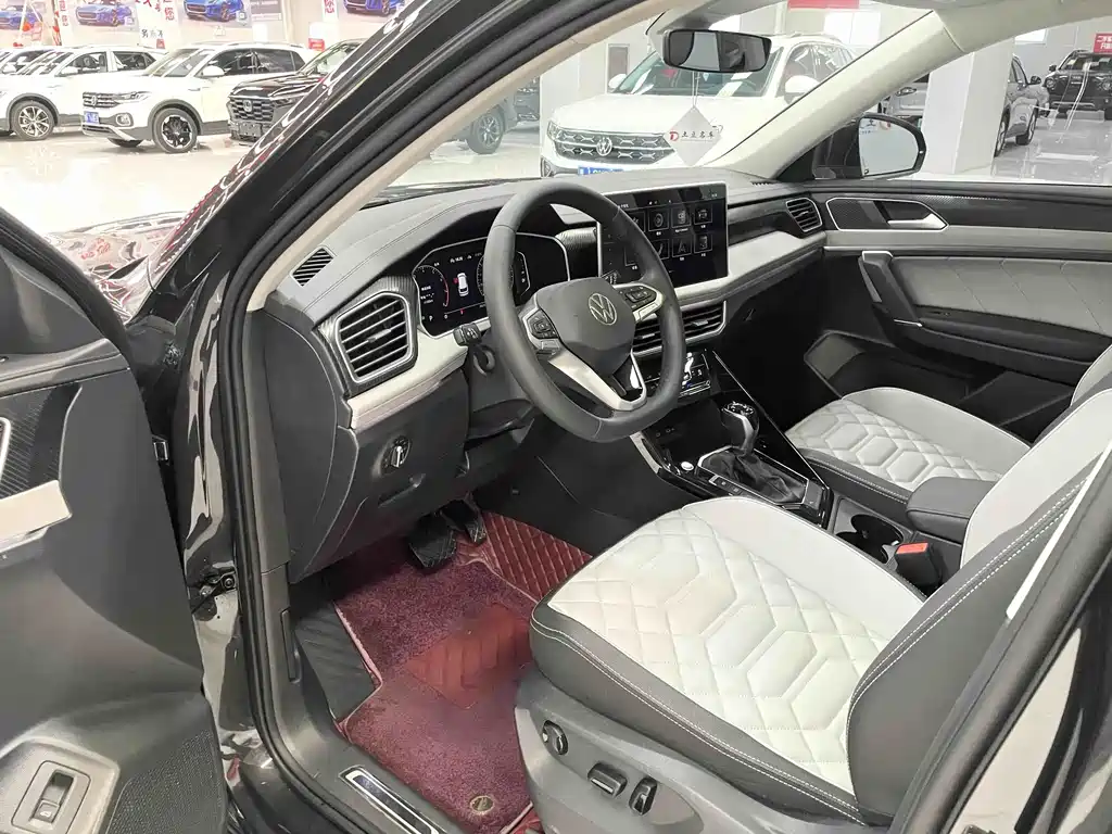 Volkswagen Tayron 2023 280TSI Luxury Plus