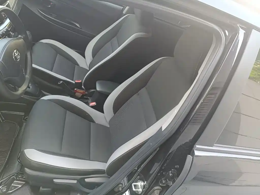 Toyota Yaris L — миниатюра 15