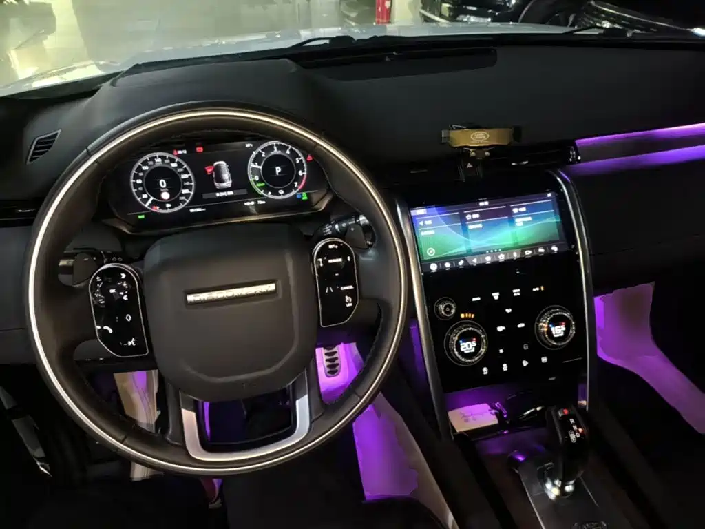 Land Rover Discovery Sport Hybrid — миниатюра 10