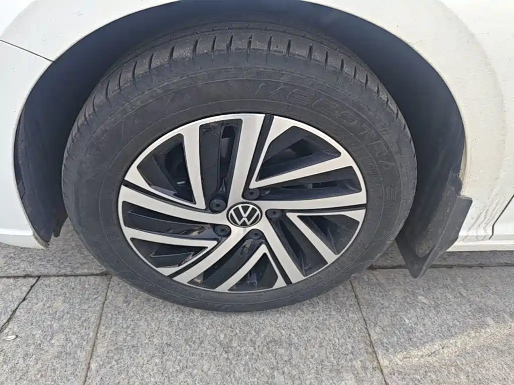 Volkswagen Lavida — миниатюра 23