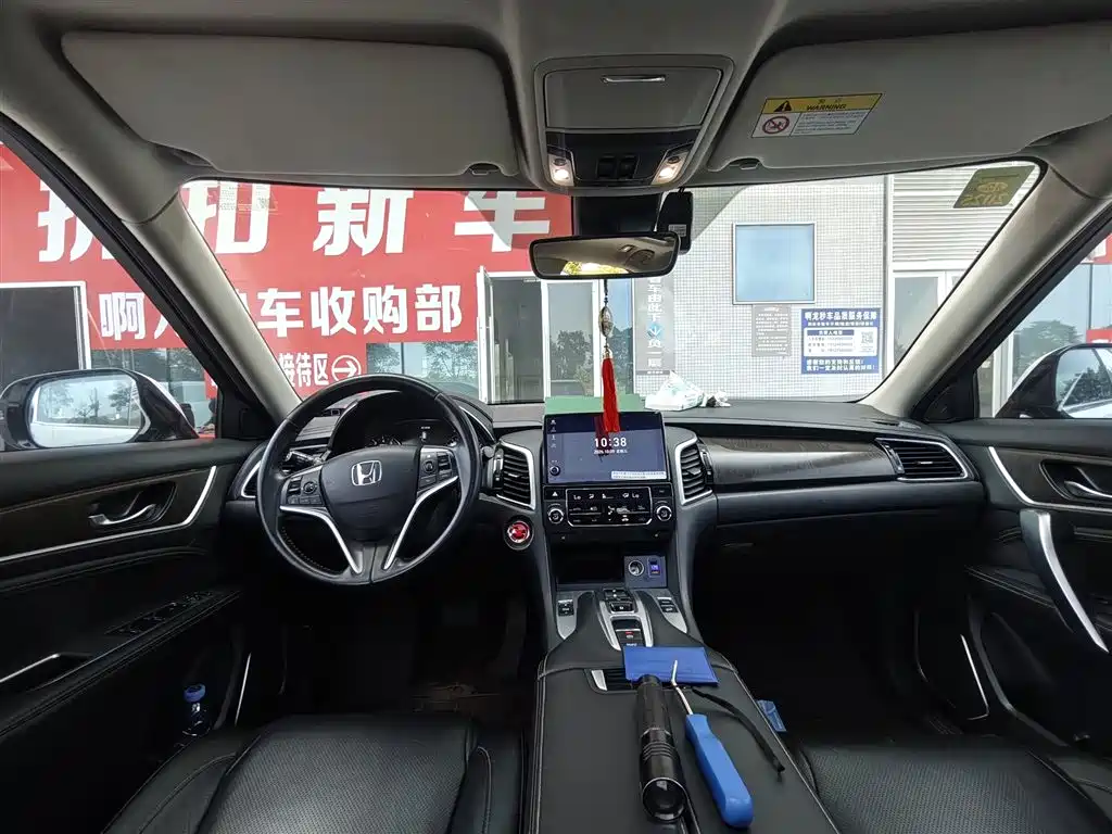 Honda Avancier — миниатюра 6