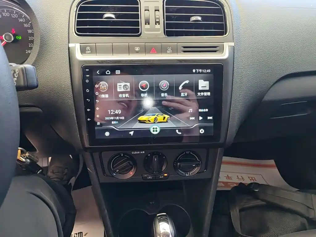 Volkswagen Polo — миниатюра 9