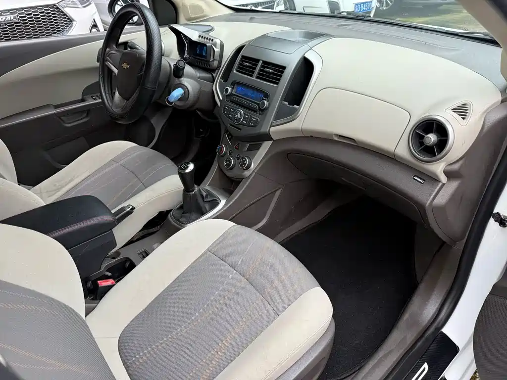 Chevrolet Aveo 2011 1.4L MT SE