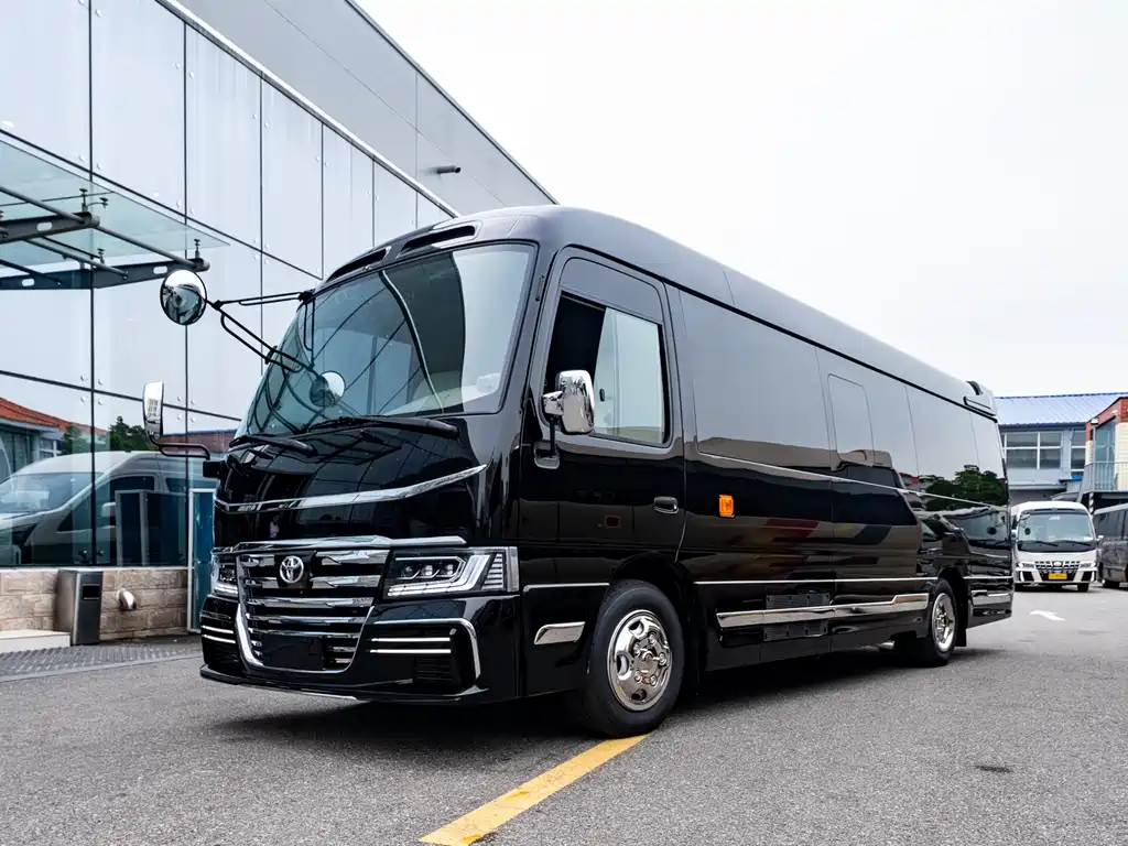 Toyota Coaster 2025 4.0L MT