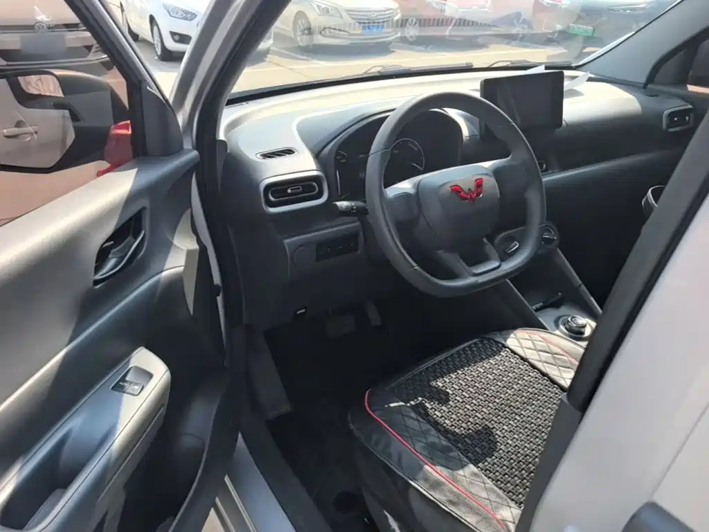 Wuling Hongguang EV — миниатюра 16