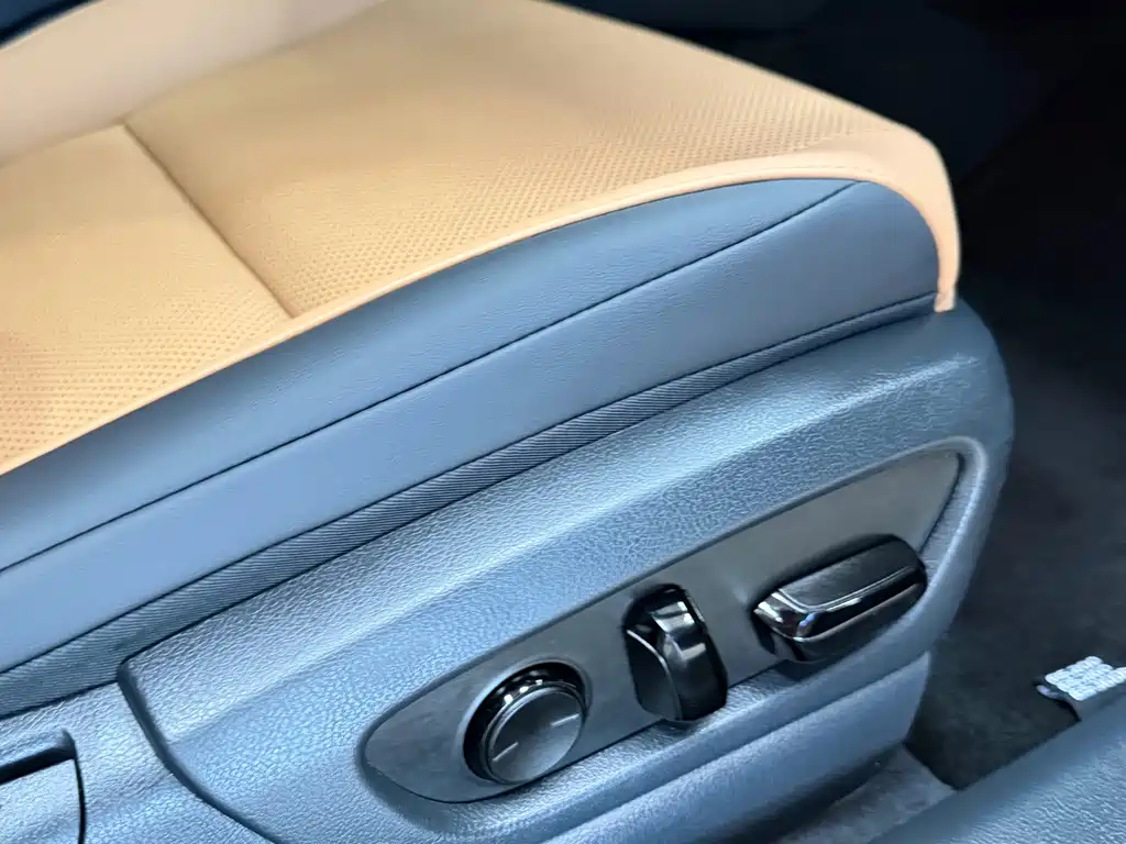 Lexus ES — миниатюра 15