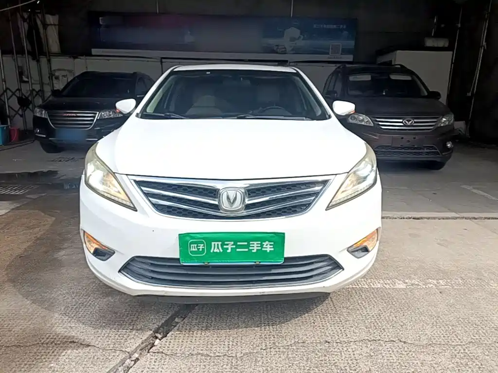 Changan Eado — миниатюра 3