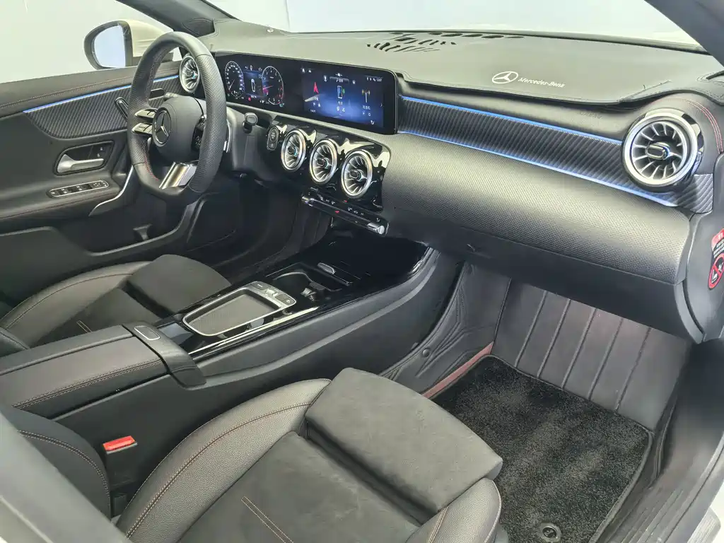 Mercedes-Benz A-Class — миниатюра 13