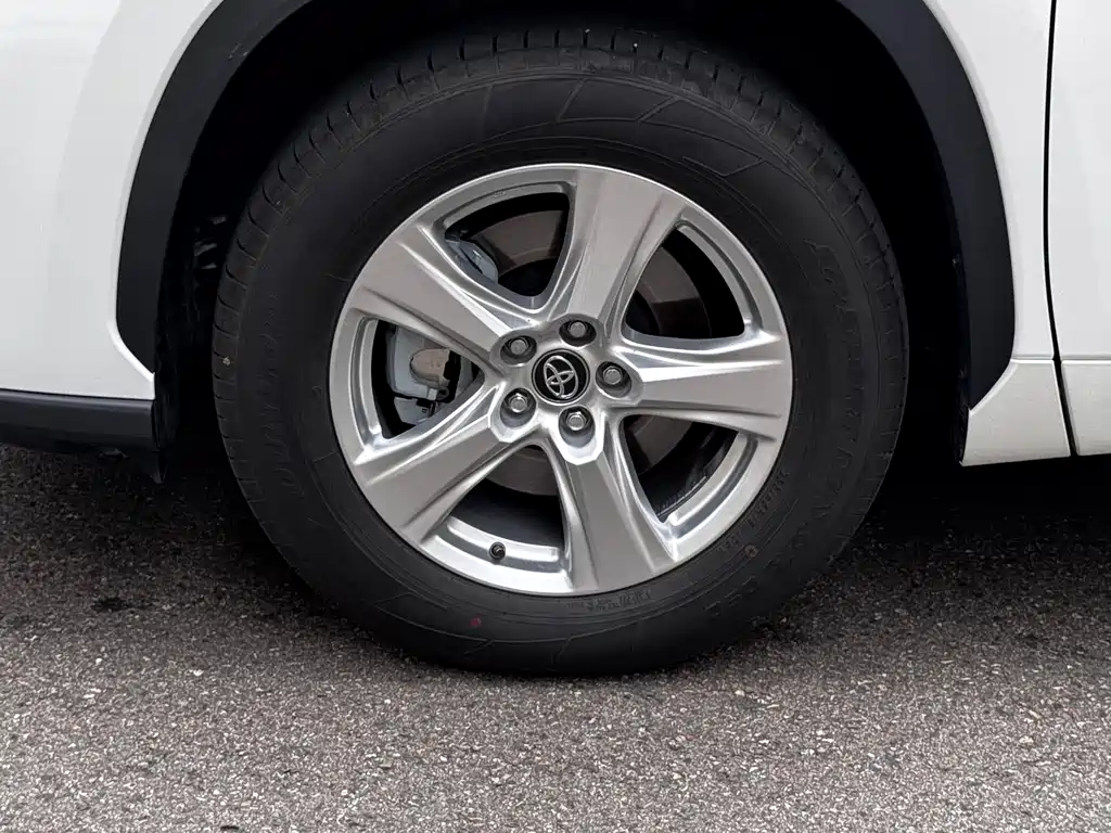 Toyota Highlander — миниатюра 5