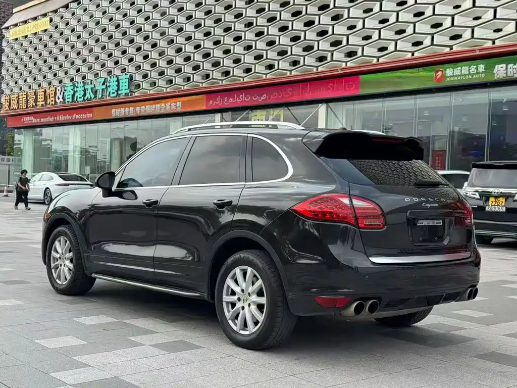 Porsche Cayenne 2012 3.6L
