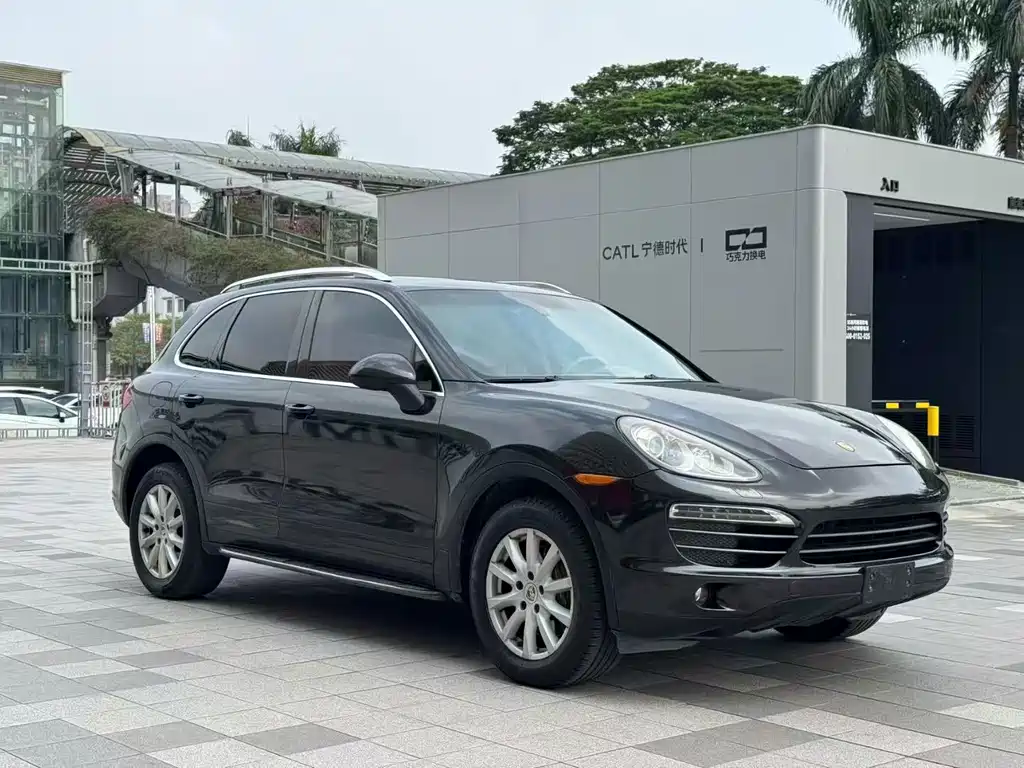 Porsche Cayenne 2012