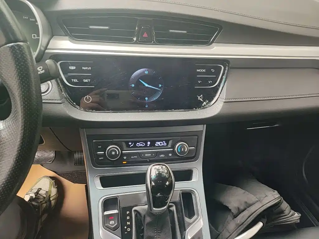 Geely Emgrand — миниатюра 13