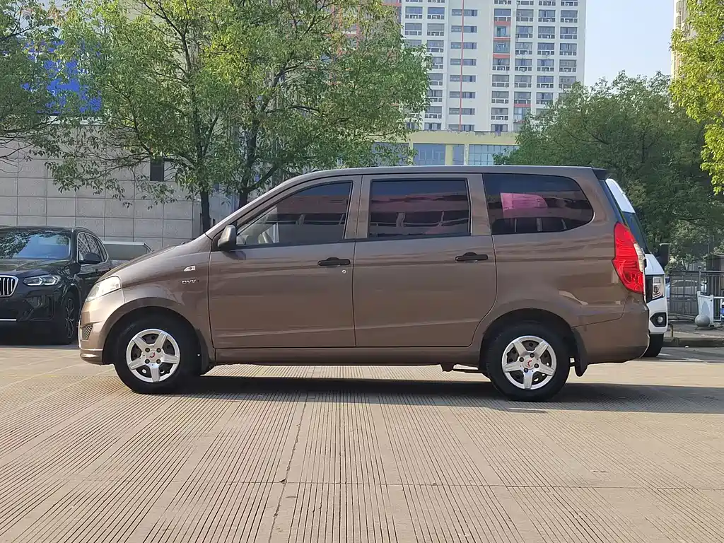Wuling Hongguang — миниатюра 8