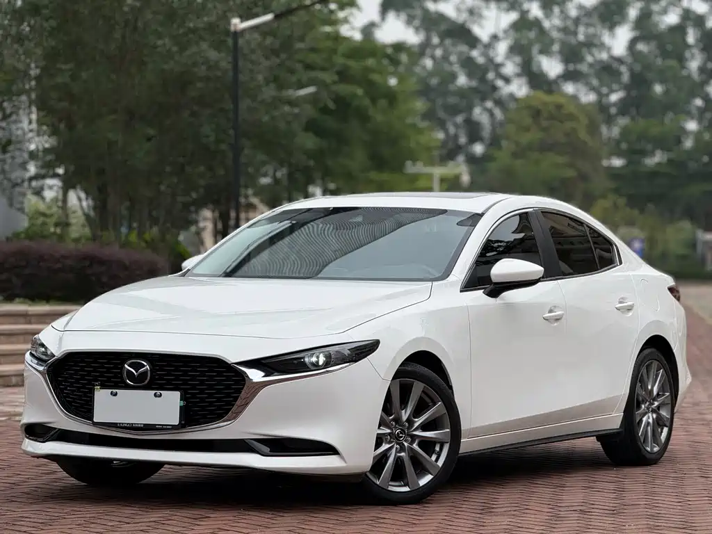 Mazda 3 Axela 2021