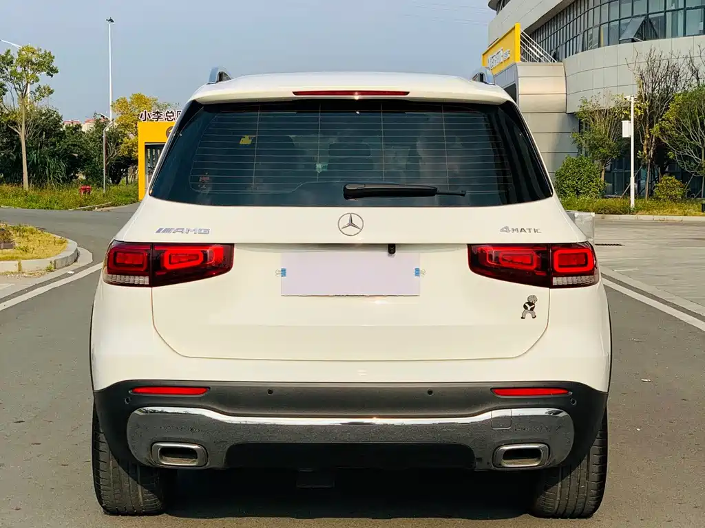 Mercedes-Benz GLB — миниатюра 6