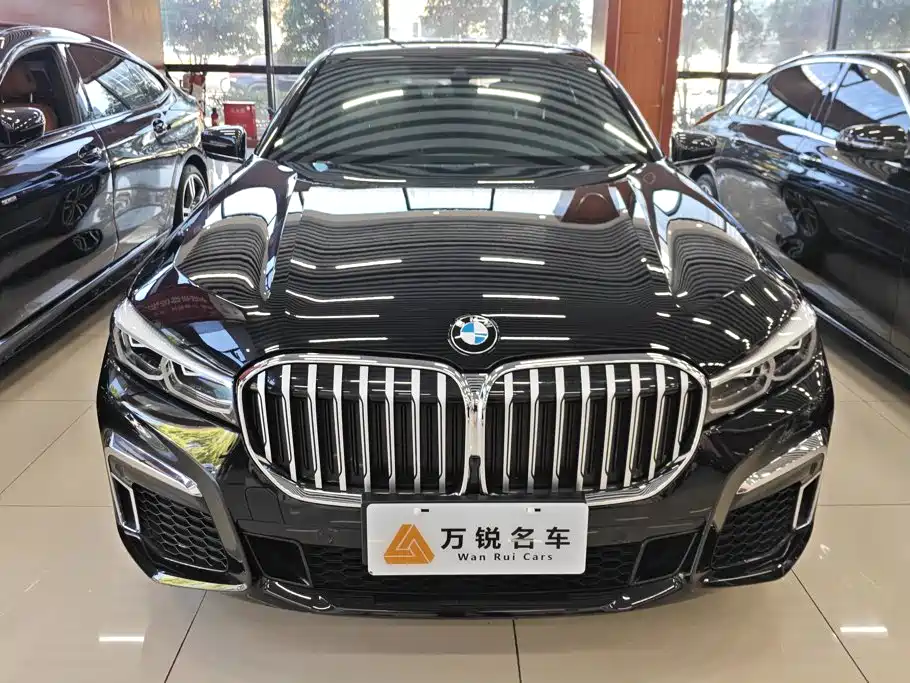 BMW 7 Series — миниатюра 2