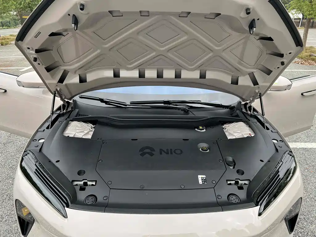 NIO ET5 — миниатюра 19