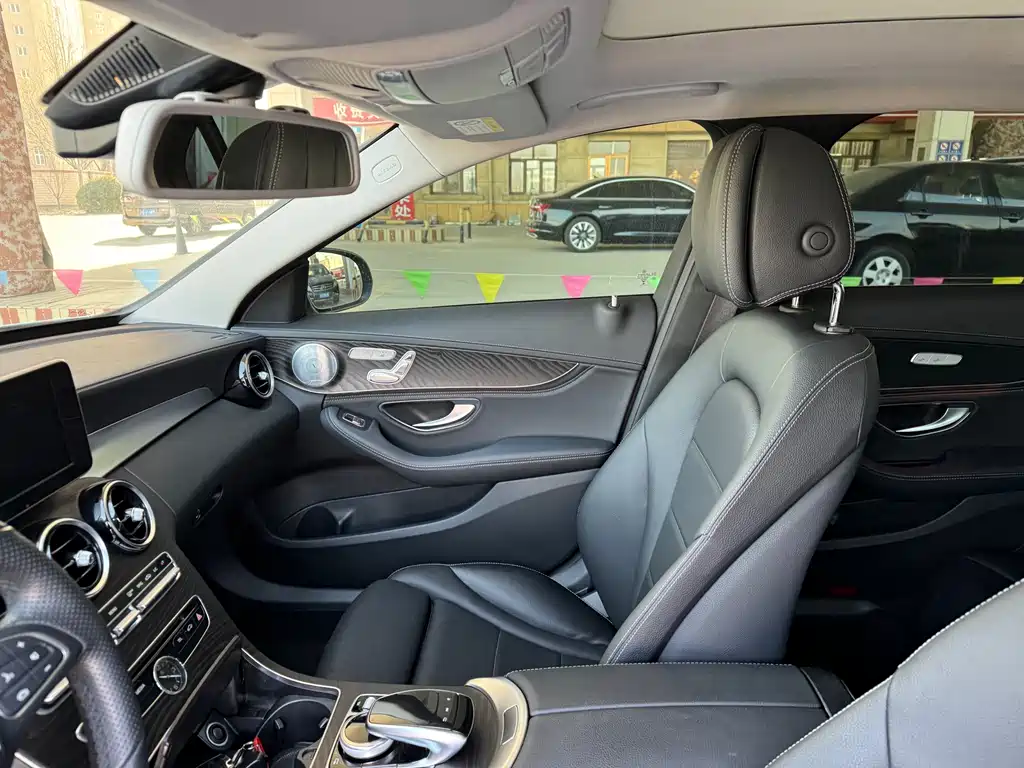 MERCEDES-BENZ C CLASS