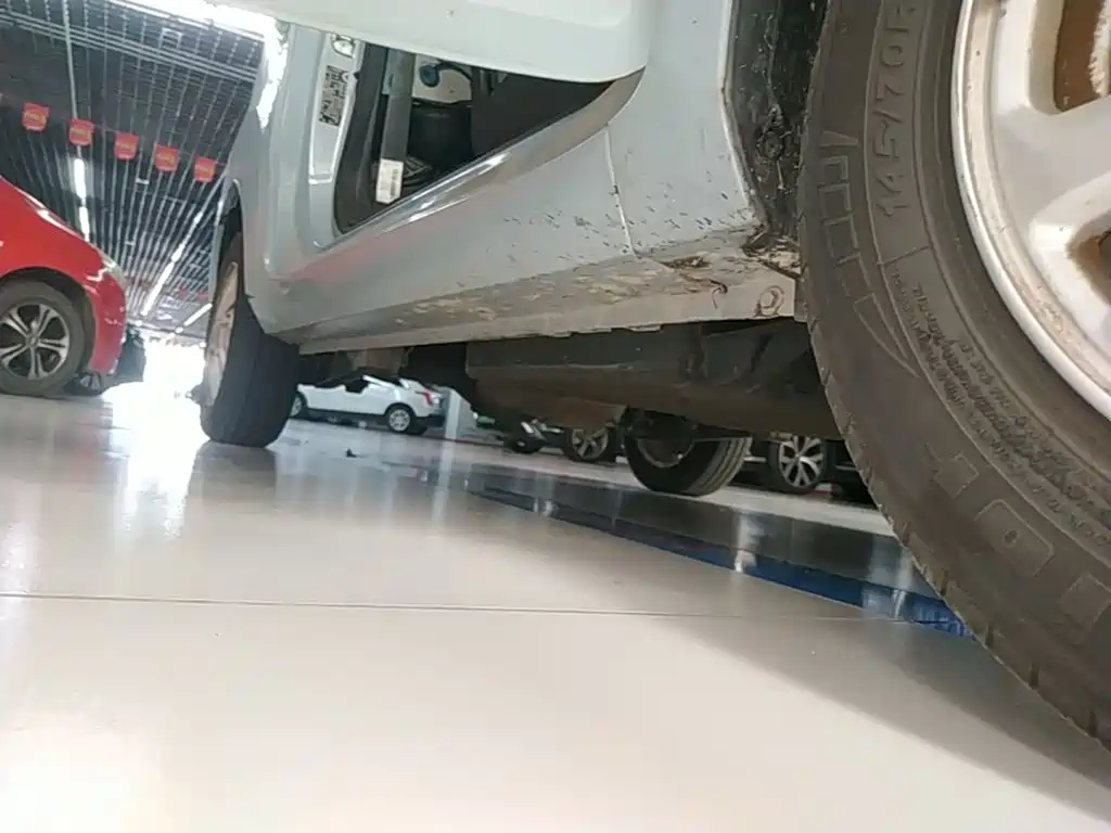 Wuling MINIEV — миниатюра 21