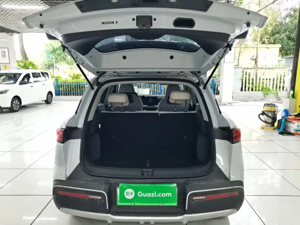 BYD Yuan UP — миниатюра 19