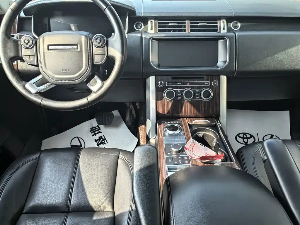 Land Rover Range Rover — миниатюра 11