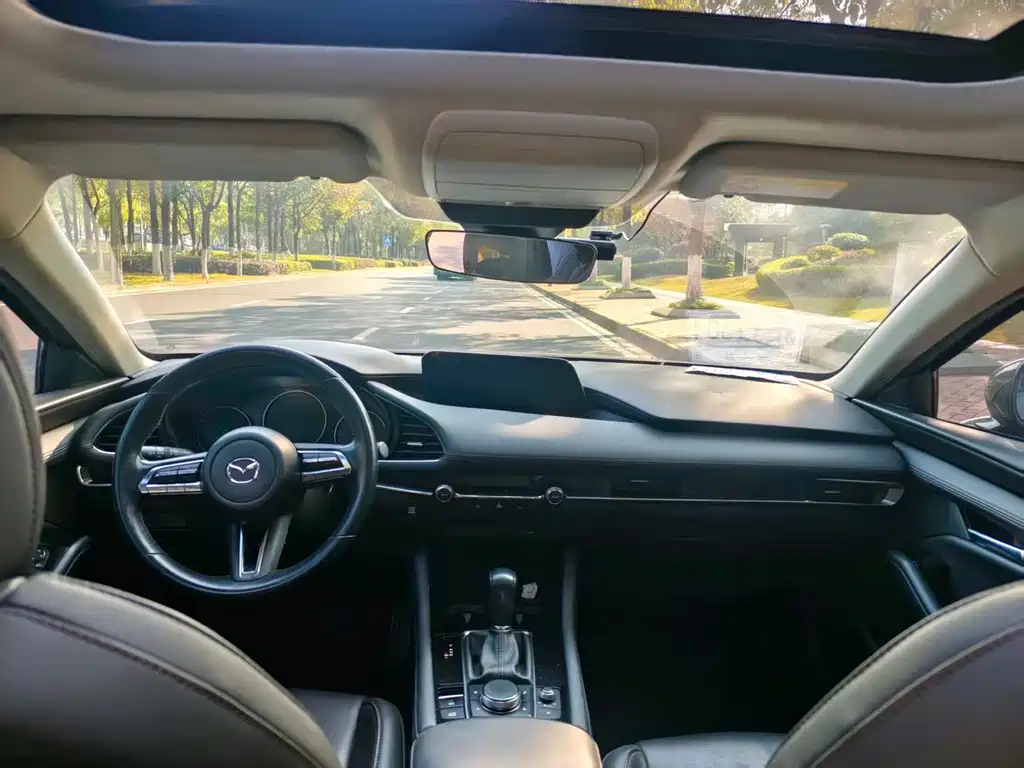 Mazda 3 Axela — миниатюра 5