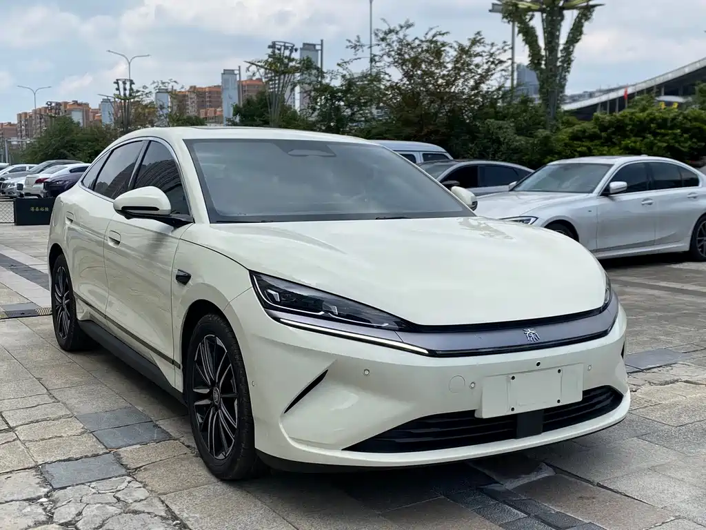 BYD Qin L — миниатюра 3