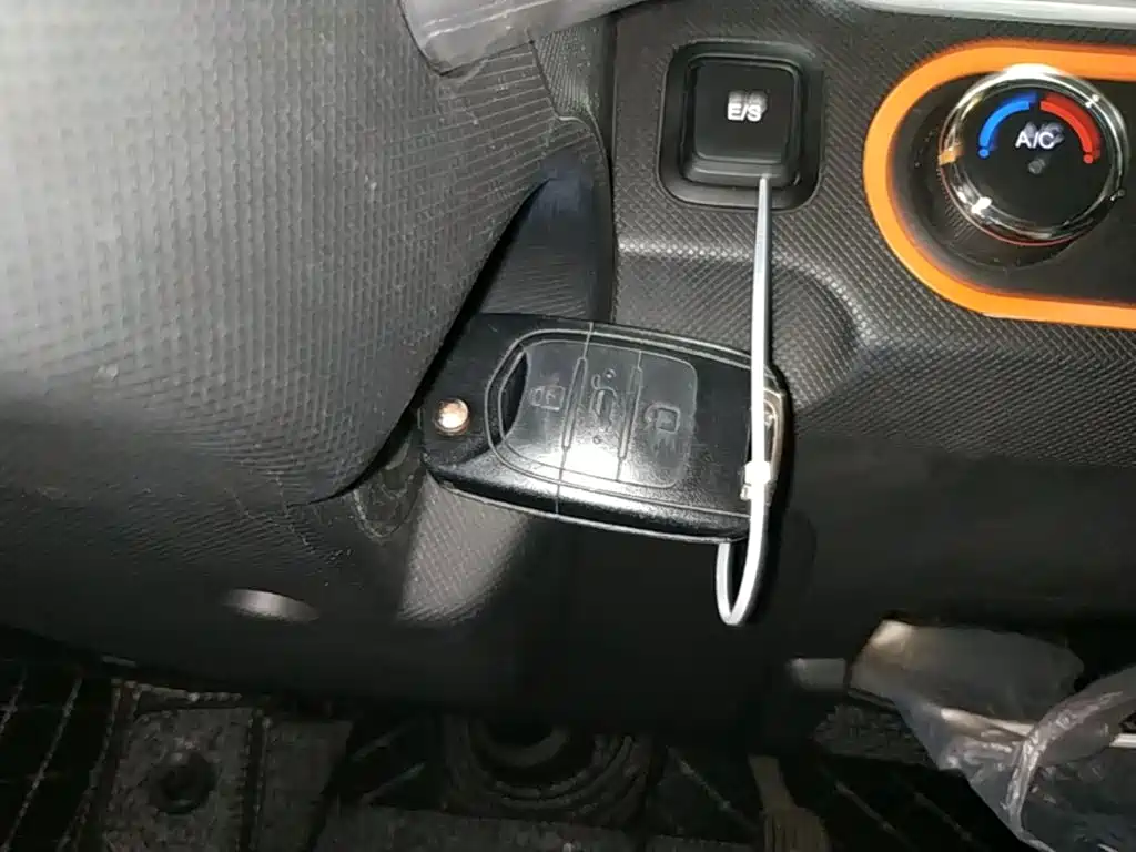 Wuling MINIEV — миниатюра 9