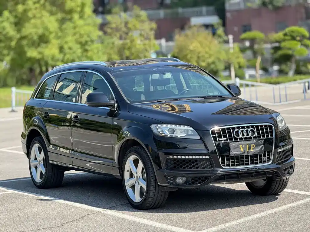 Audi Q7 — миниатюра 3