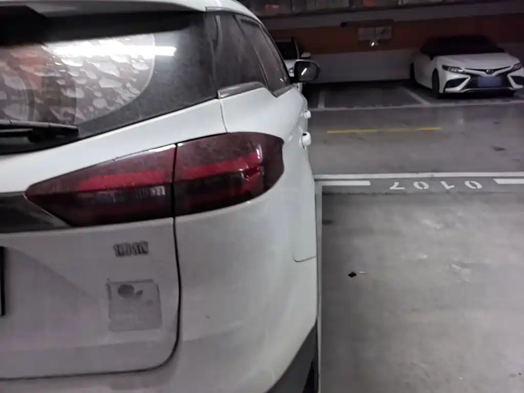 Geely Boyue — миниатюра 8