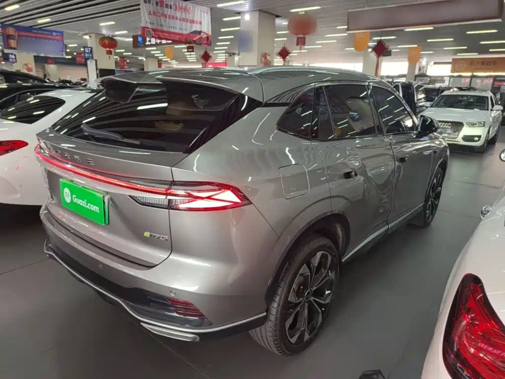 Roewe RX5 New Energy — миниатюра 7