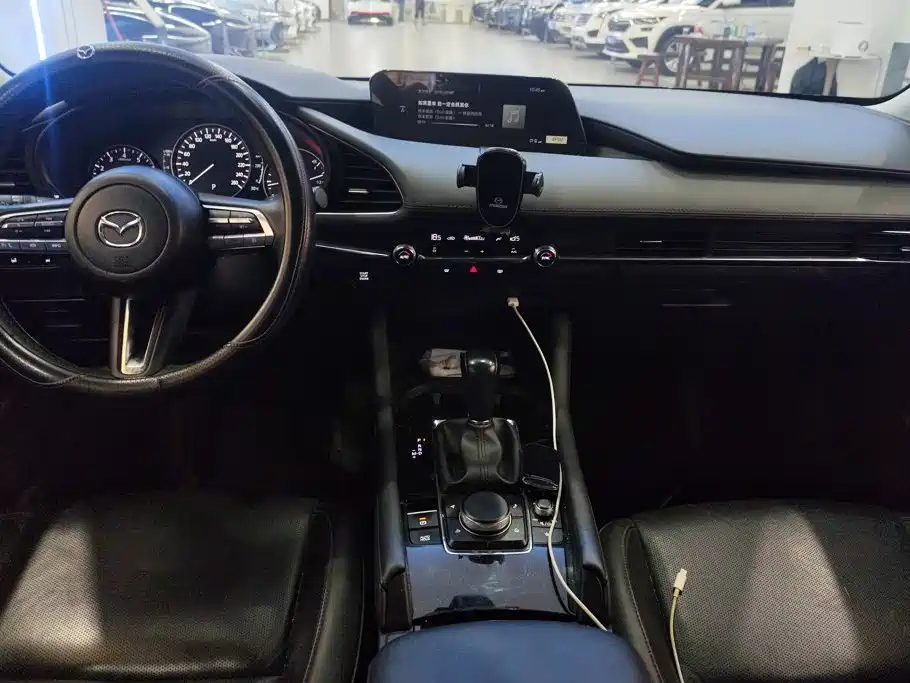 Mazda 3 Axela — миниатюра 12