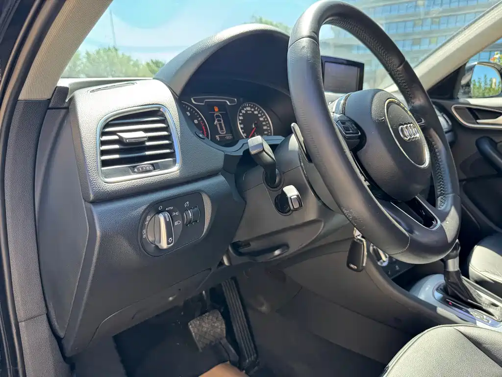 Audi Q3 — миниатюра 18