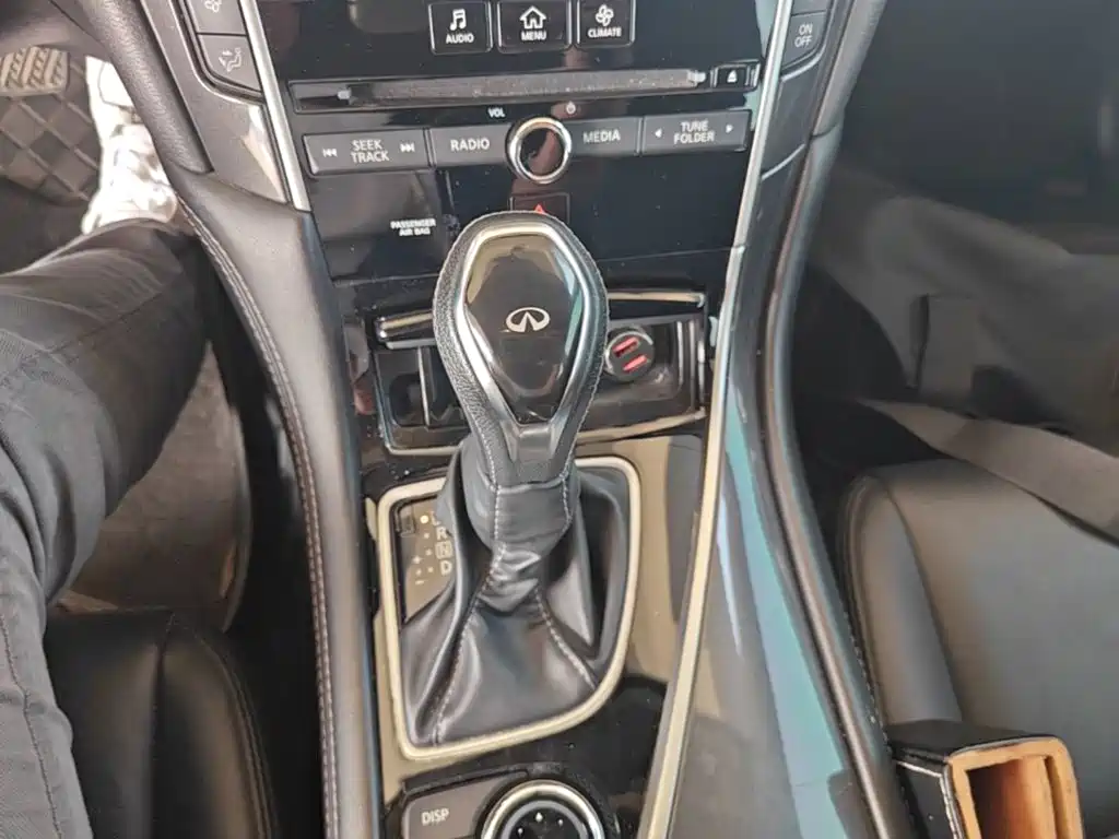 Infiniti Q50L — миниатюра 14