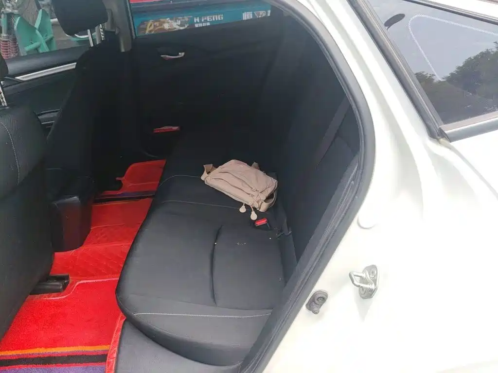 Honda Civic — миниатюра 18